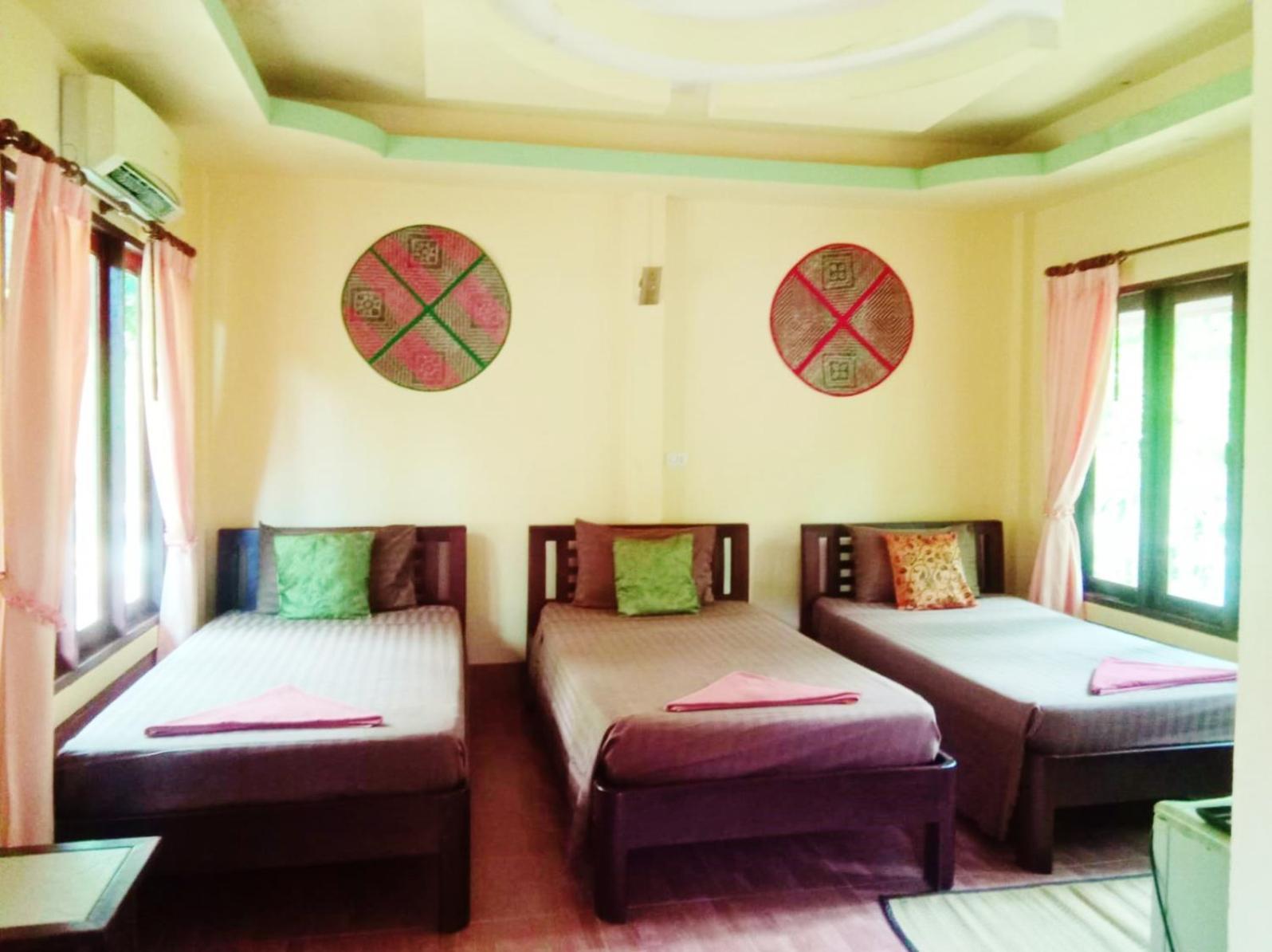 Seaboard Bungalow Haad Yao Exterior photo