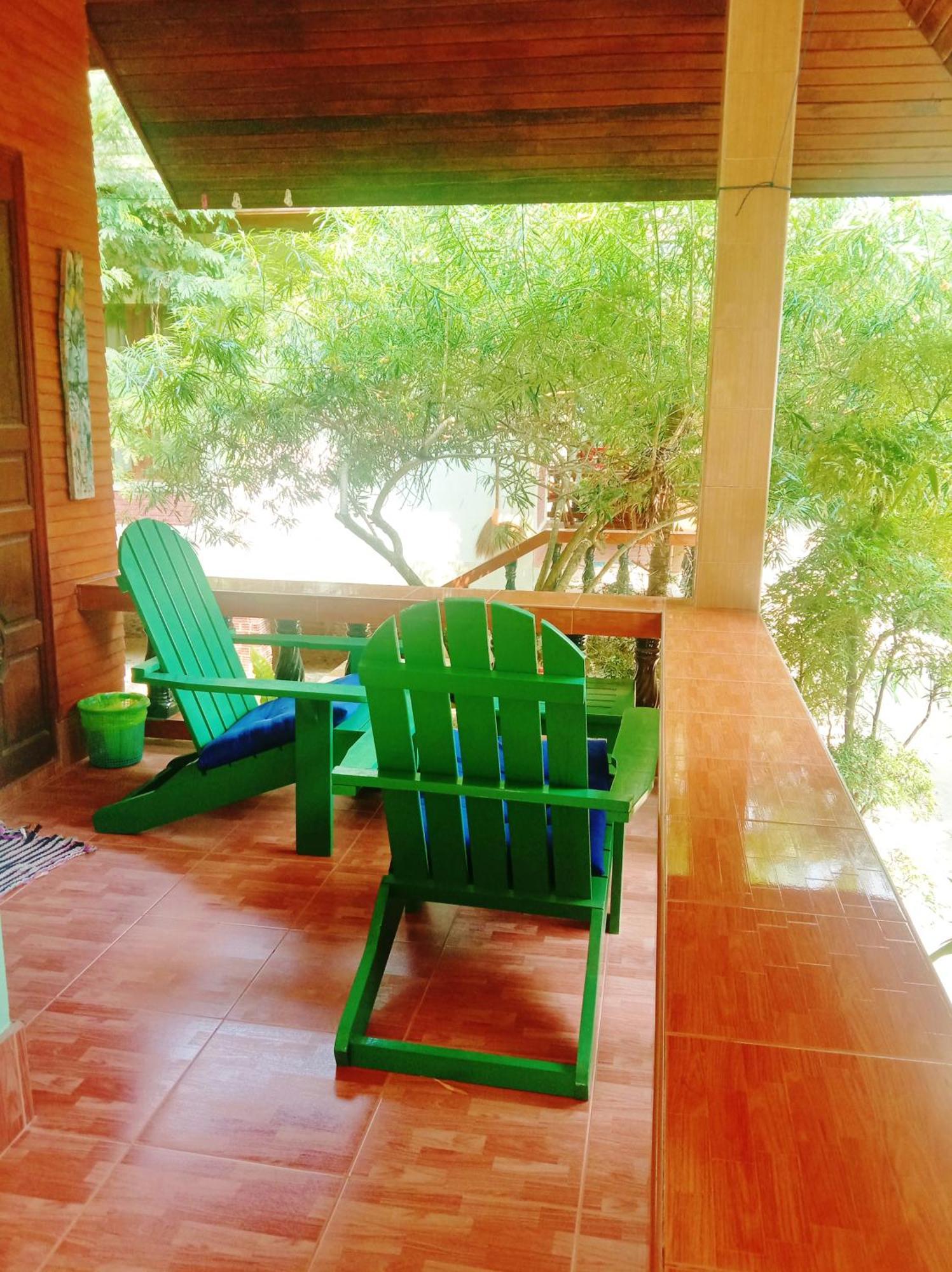Seaboard Bungalow Haad Yao Exterior photo
