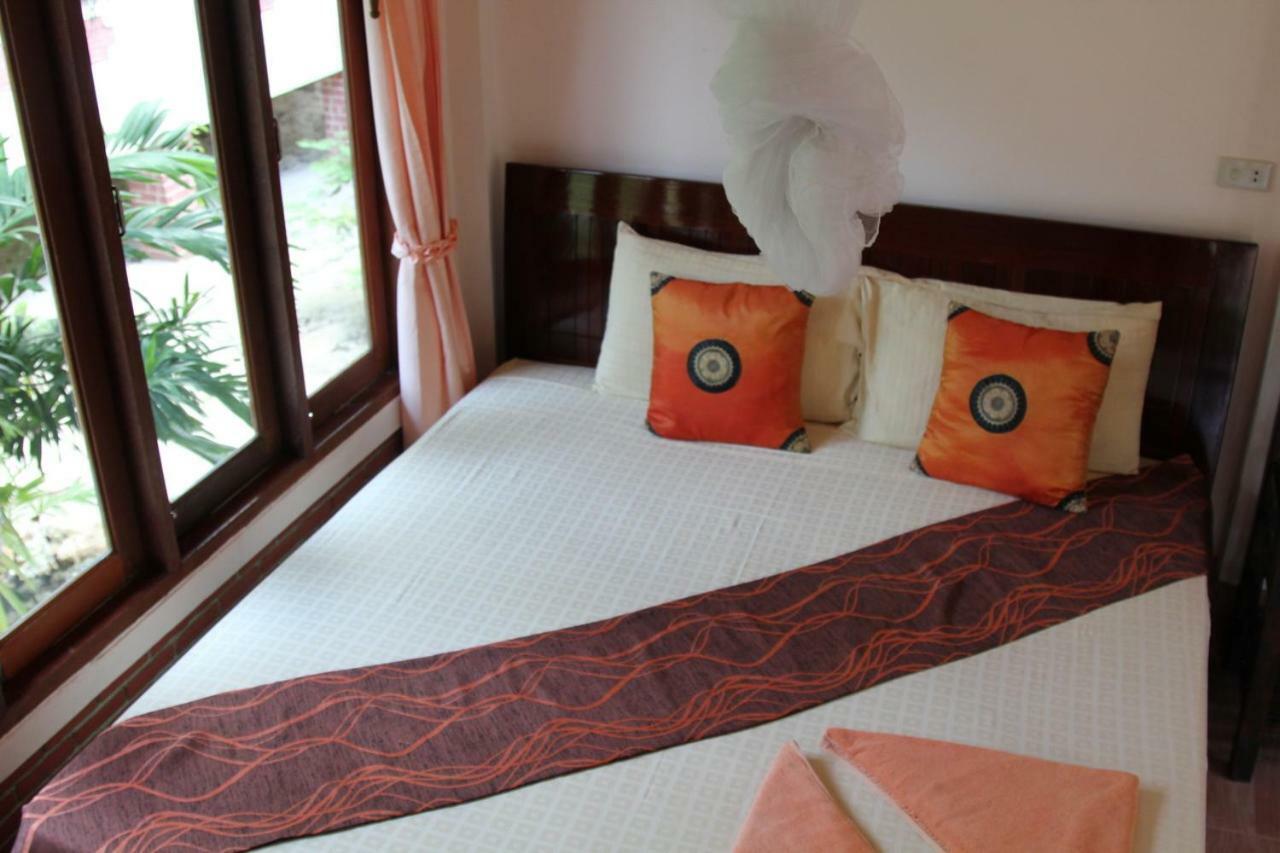 Seaboard Bungalow Haad Yao Exterior photo